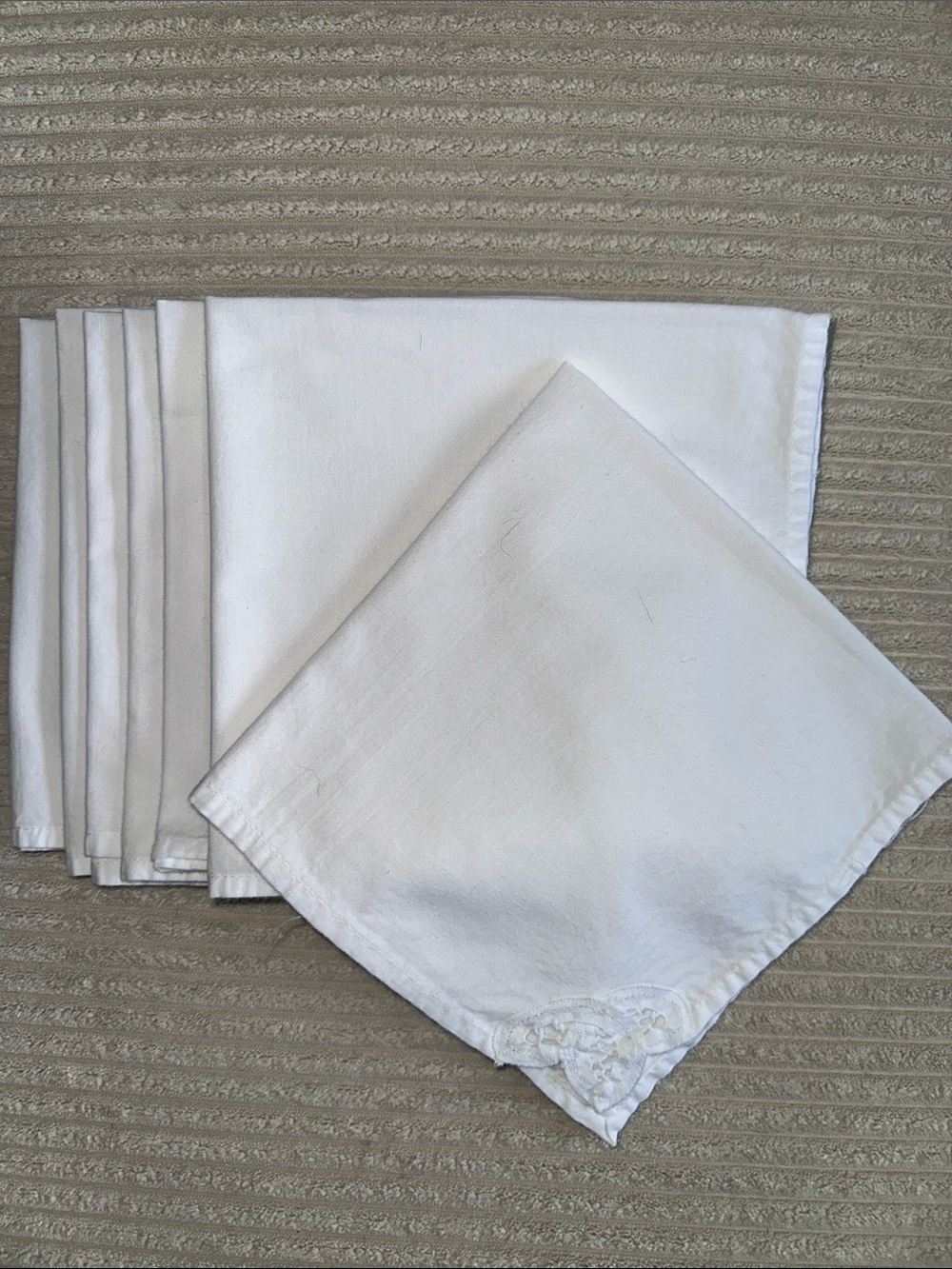 Unbranded Classic  Crisp White Linen Napkins - Set of 7 - 14X14 in